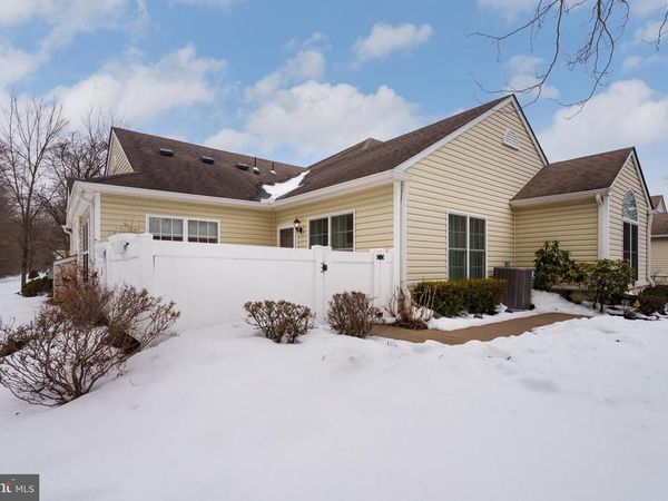 262 FEDERAL POINT BOULEVARD, LAWRENCE TOWNSHIP, NJ 08648