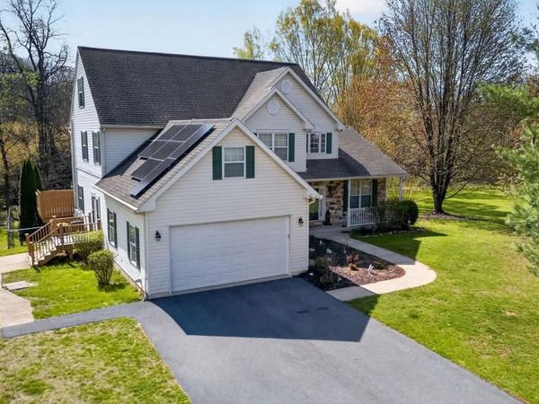 7202 STEIN ROAD, ZIONSVILLE, PA 18092