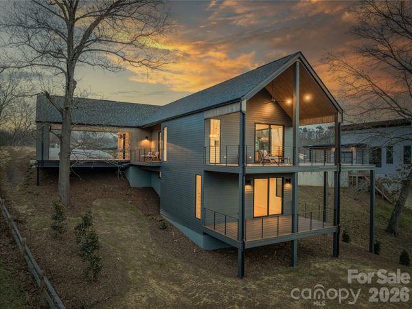 511 Wilma Dykeman Trail , Asheville, NC 28804