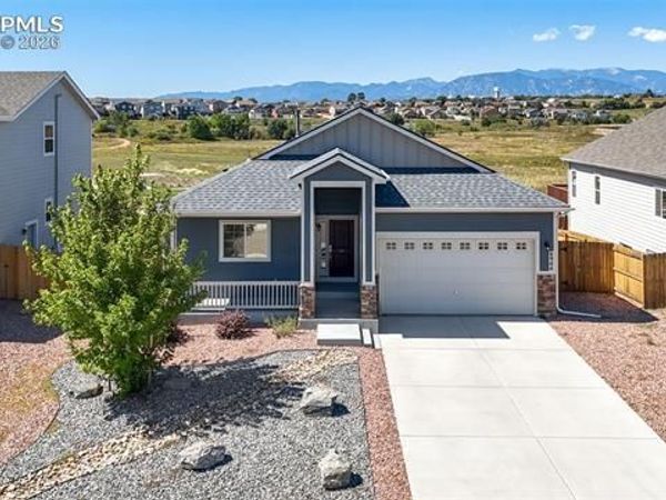 6904 Bigtooth Maple Drive, Colorado Springs, CO 80925