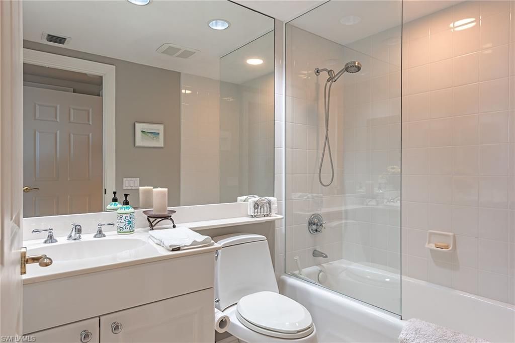 8930 Bay Colony Dr, Unit 902, Naples, FL 34108 Photo