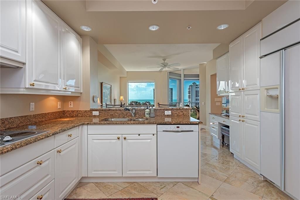 8930 Bay Colony Dr, Unit 902, Naples, FL 34108 Photo