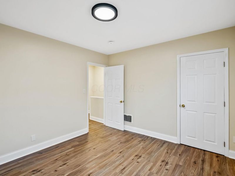 109 E Arcadia Avenue, Columbus, OH 43202 Photo 9