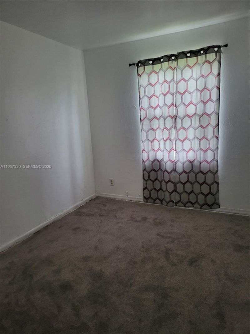 755 NW 84th St , Miami, FL 33150 Photo