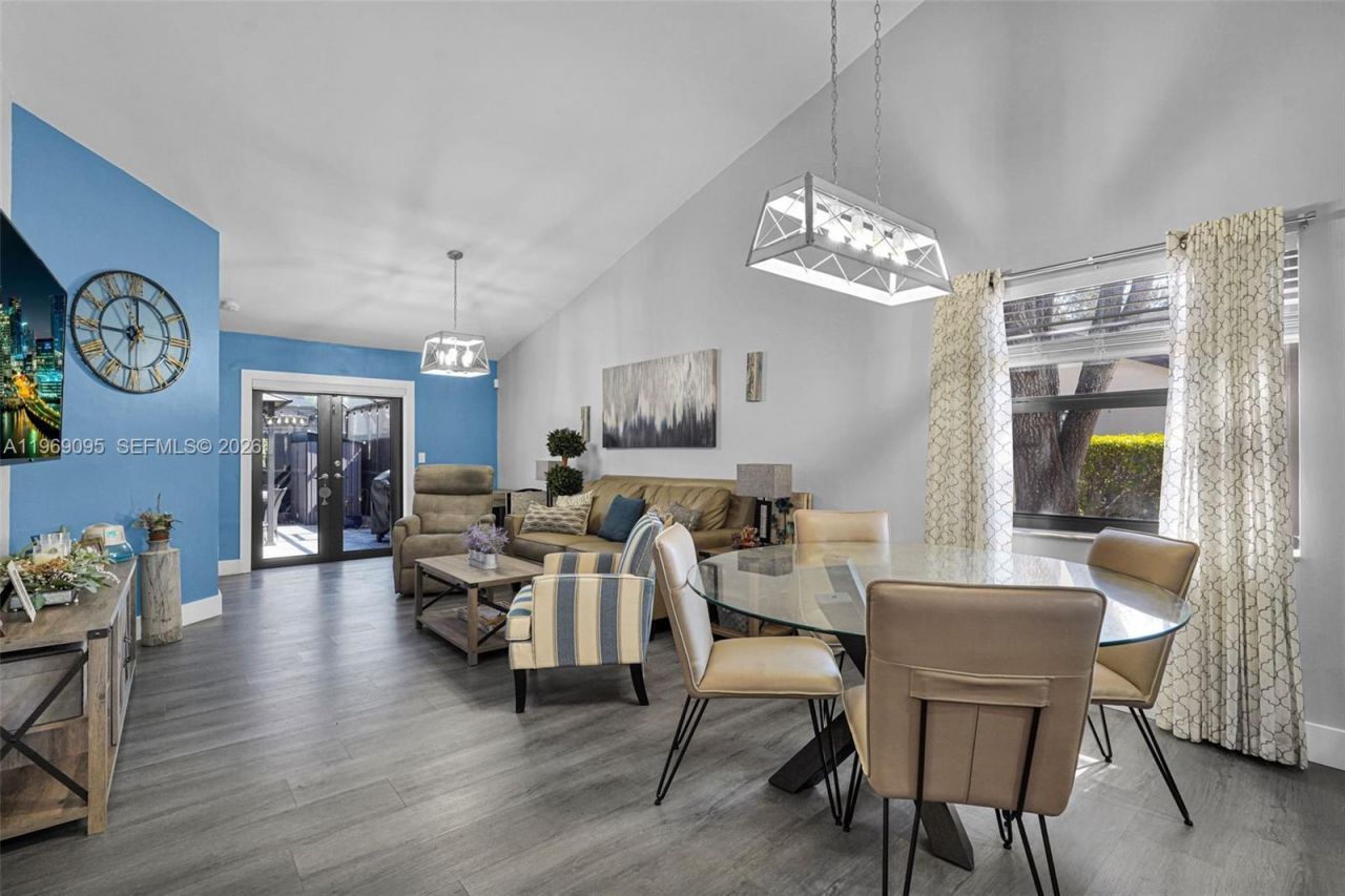 10281 SW 137th Pl, Miami, FL 33186 Photo