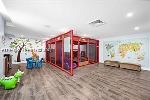 950 Brickell Bay Dr, Unit 3605, Miami, FL 33131 Photo