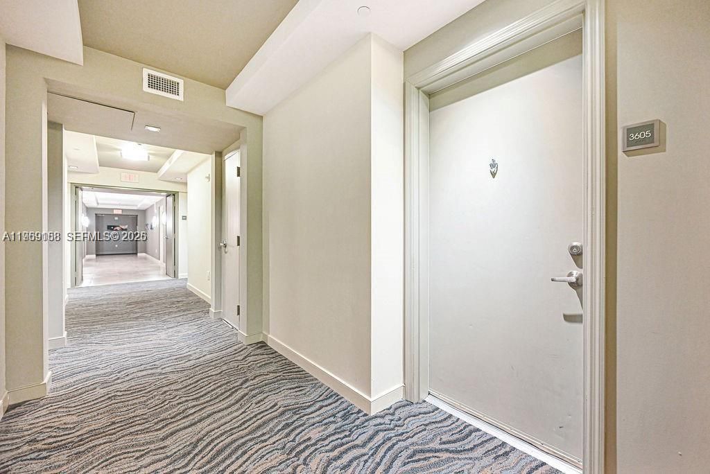 950 Brickell Bay Dr, Unit 3605, Miami, FL 33131 Photo