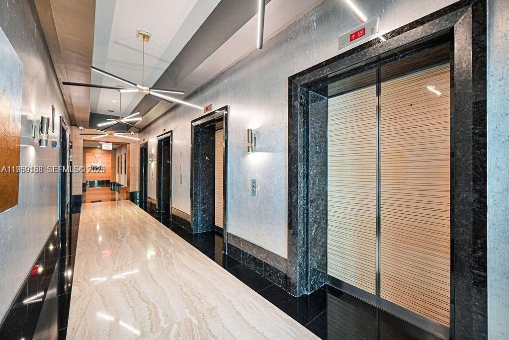 950 Brickell Bay Dr, Unit 3605, Miami, FL 33131 Photo