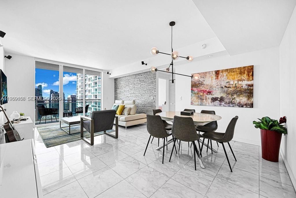 950 Brickell Bay Dr, Unit 3605, Miami, FL 33131 Photo