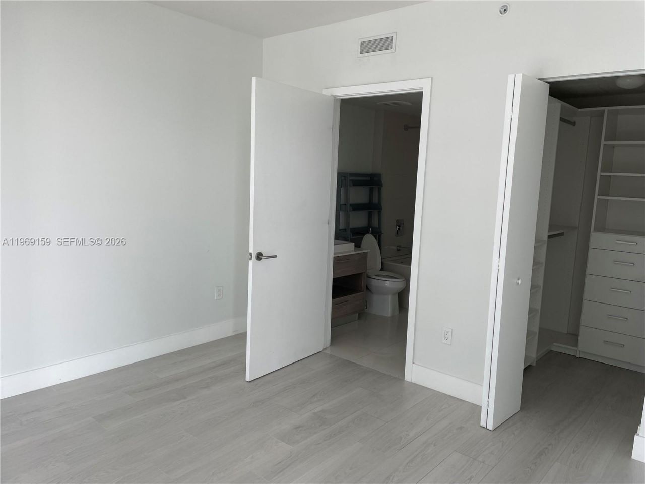 1300 S Miami Ave, Unit 2708, Miami, FL 33130 Photo