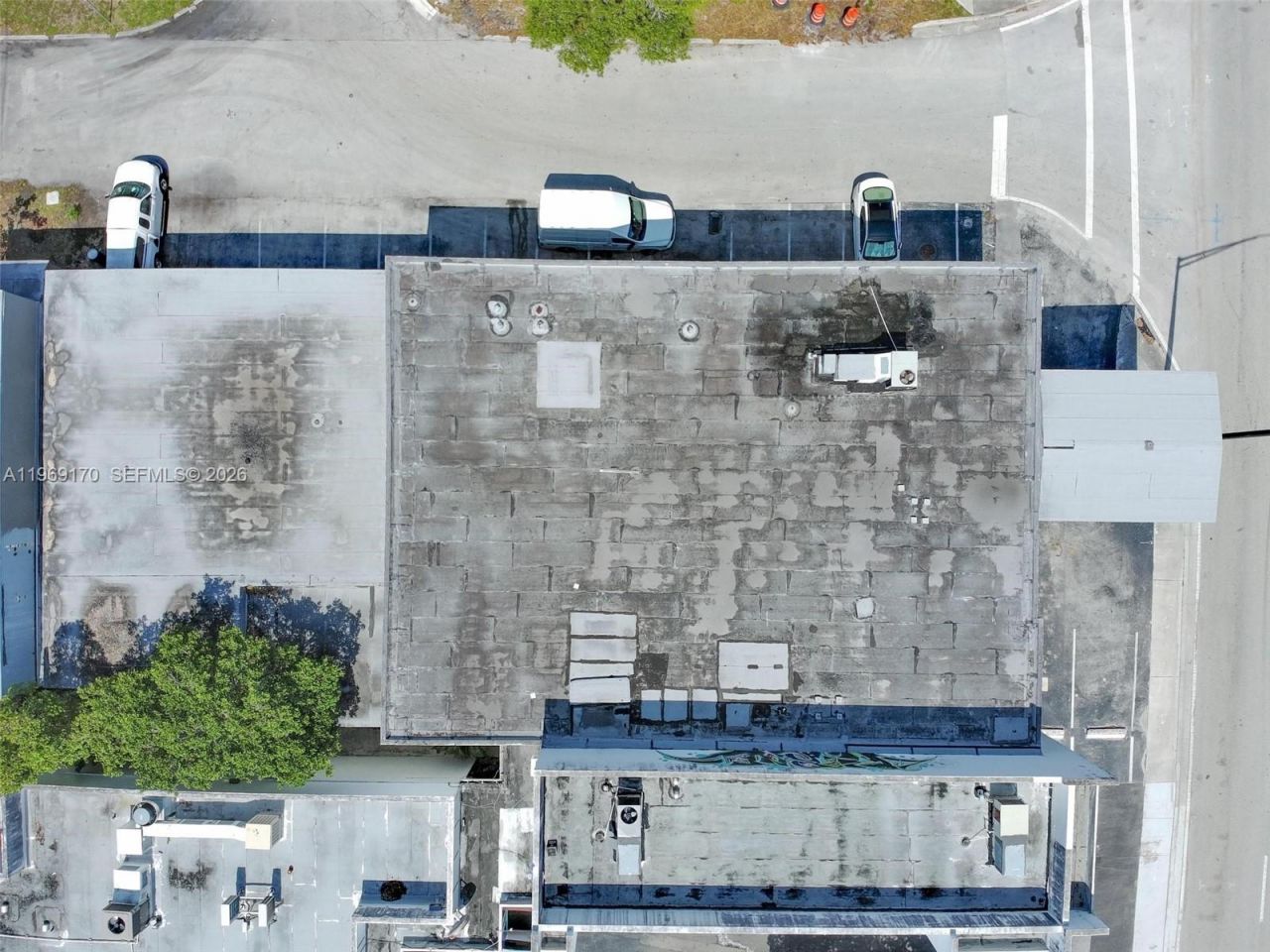 1500 E Commercial Blvd , Oakland Park, FL 33334 Photo