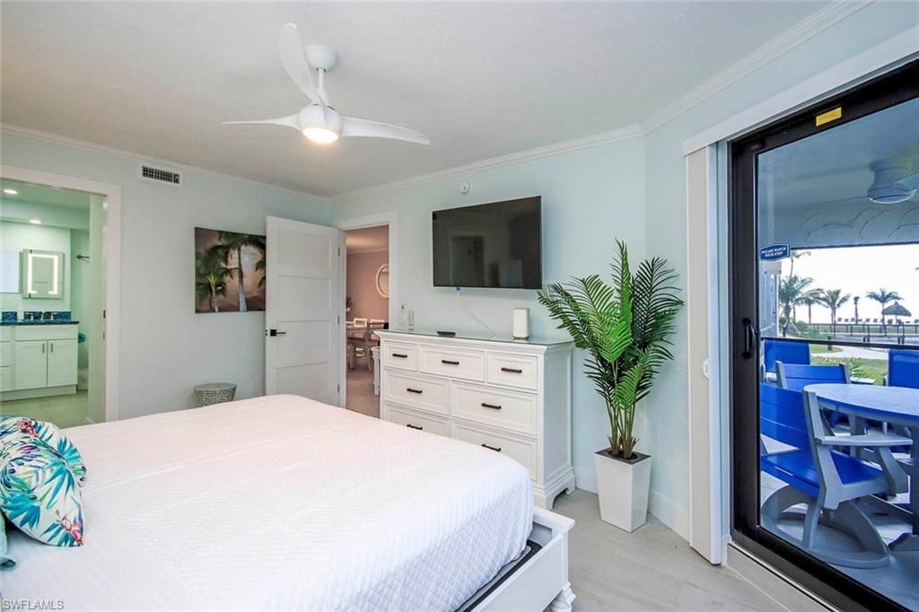 2445 W Gulf Dr, Unit 5D, Sanibel, FL 33957 Photo