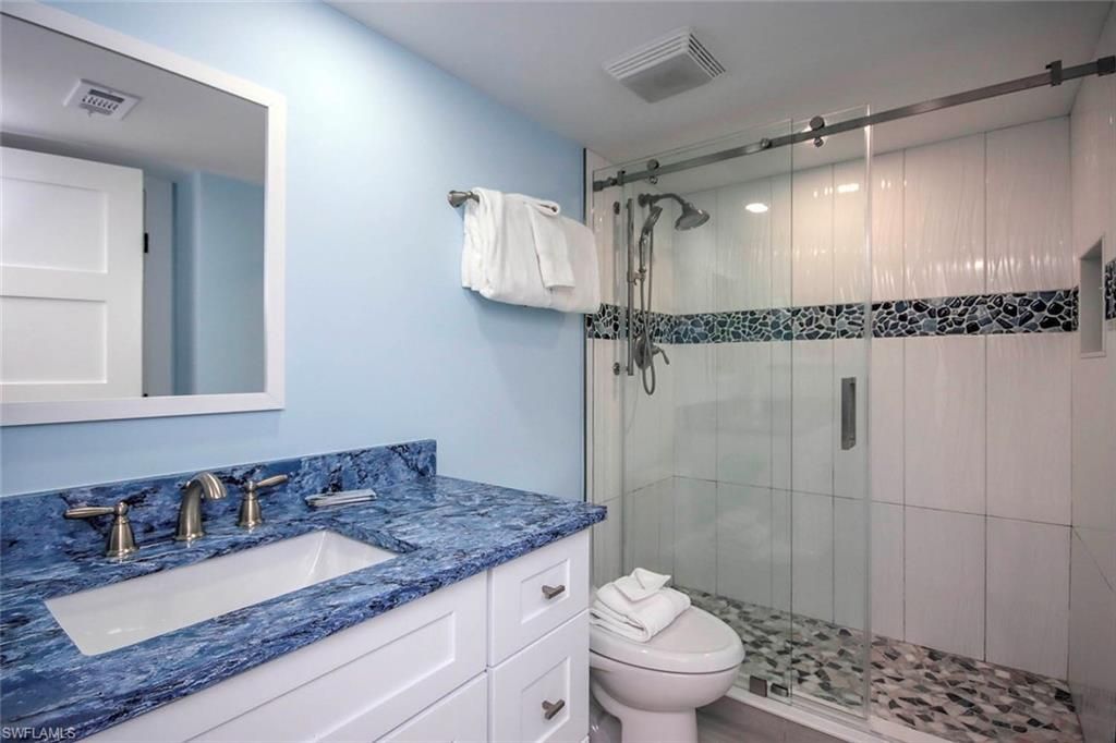 2445 W Gulf Dr, Unit 5D, Sanibel, FL 33957 Photo