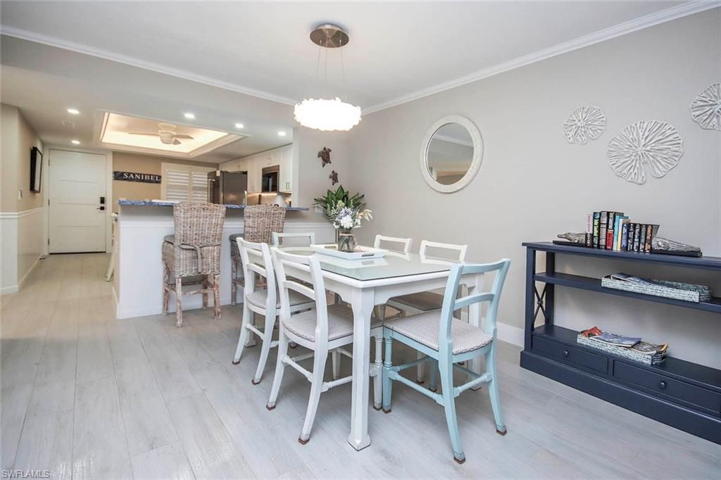 2445 W Gulf Dr, Unit 5D, Sanibel, FL 33957 Photo