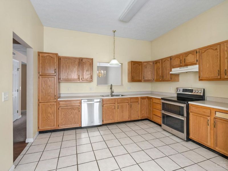 854 Round Hill Court, Lebanon, OH 45036 Photo 9