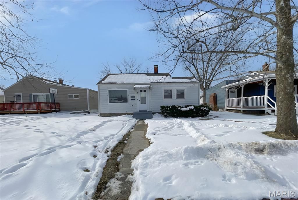 641 Washington Avenue, East Alton, IL 62024 Main Photo