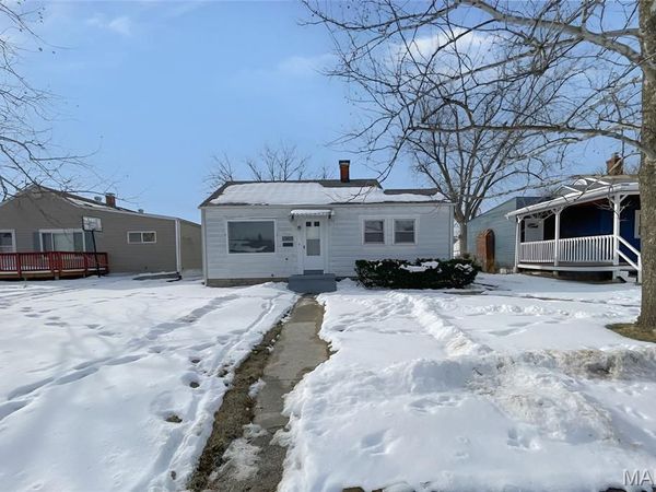 641 Washington Avenue, East Alton, IL 62024