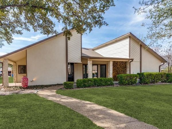 1720 Plummer Drive, Rockwall, TX 75087