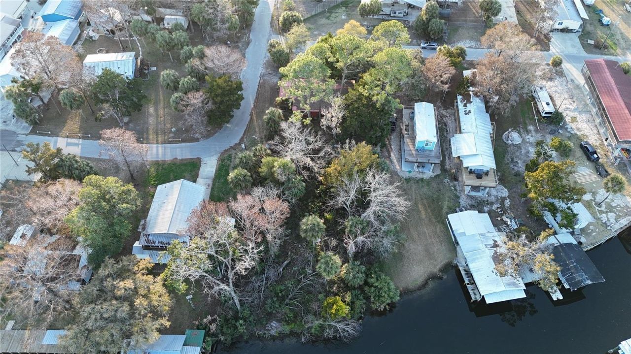 12 SE 241st Street, Suwannee, FL 32692 Photo