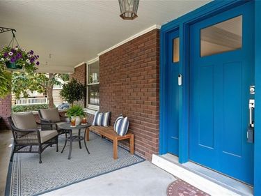 6038 Brookside Boulevard, Kansas City, MO 64113