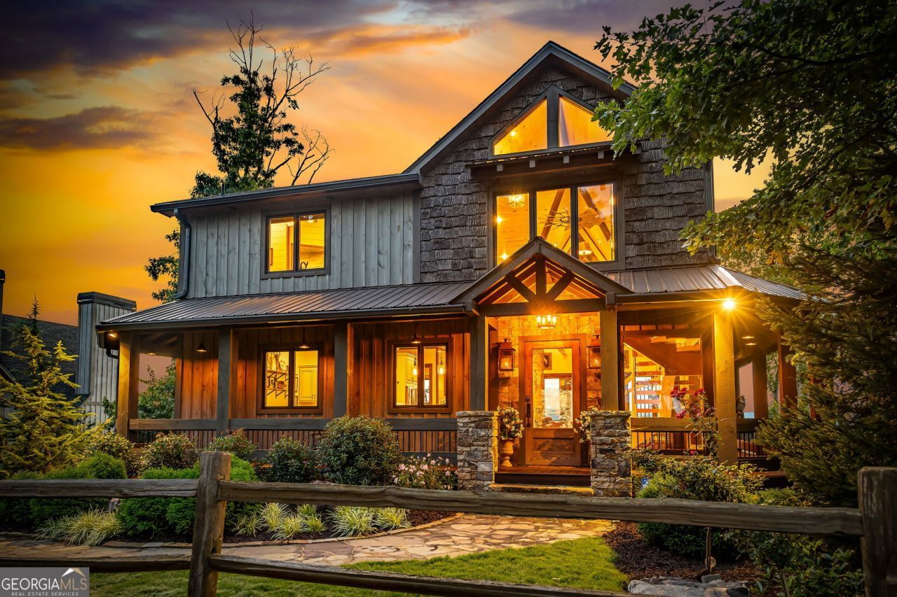 520 Overlook Drive, Blue Ridge, GA 30513 Main Photo