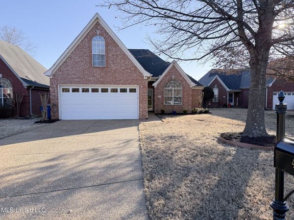 4597 Graham Lake Drive, Olive Branch, MS 38654