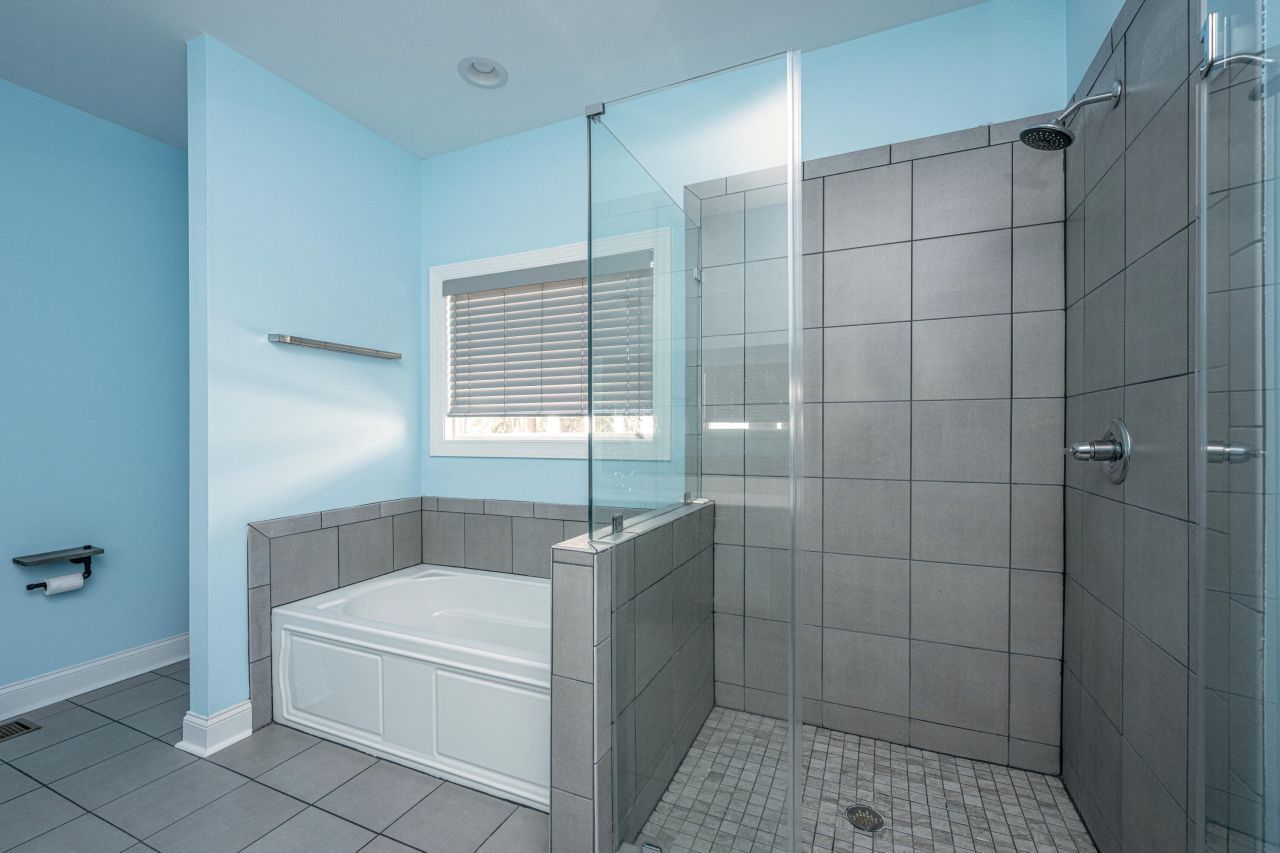 4624 Bonnie Marie Way Photo 18