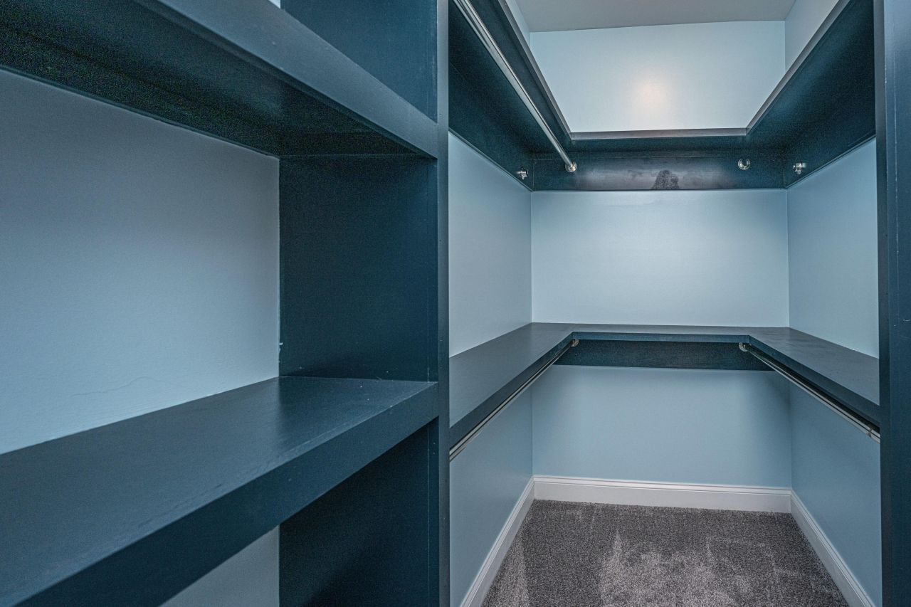 4624 Bonnie Marie Way Photo 22