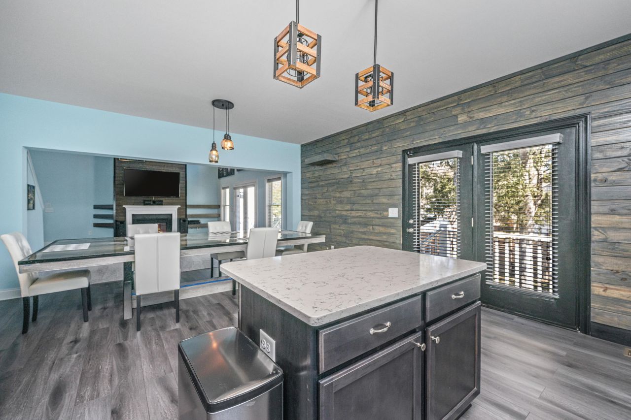 4624 Bonnie Marie Way Photo 24