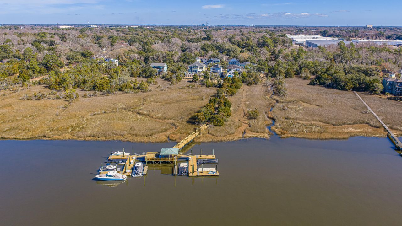 4624 Bonnie Marie Way Photo 32