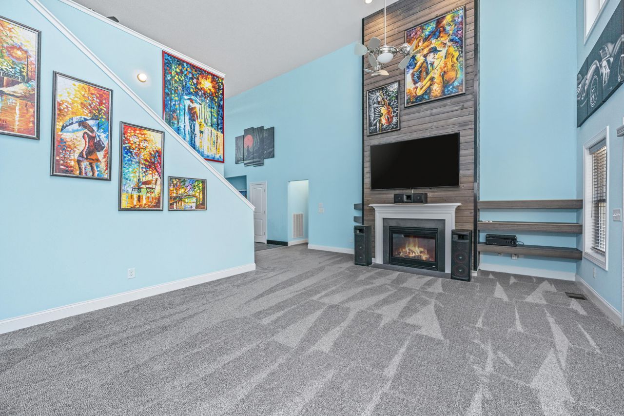 4624 Bonnie Marie Way Photo 7