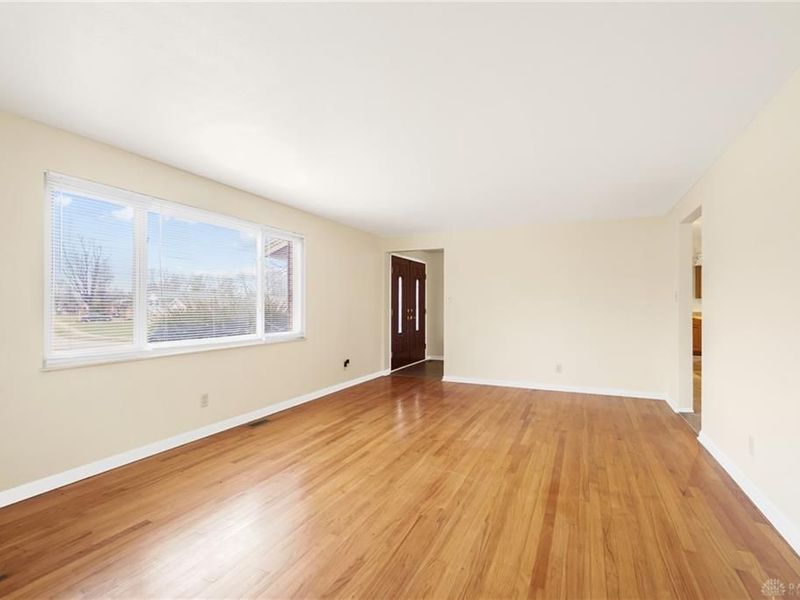 1221 Harmony Lane, Fairborn, OH 45324 Photo 8