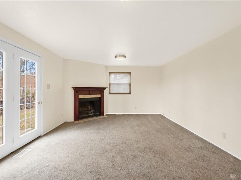 1221 Harmony Lane, Fairborn, OH 45324 Photo 9