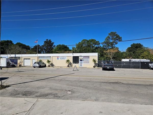 27900 Industrial ST, BONITA SPRINGS, FL 34135
