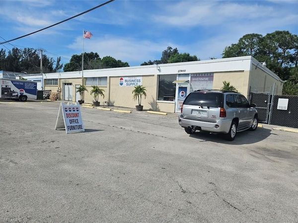 27900 Industrial ST, BONITA SPRINGS, FL 34135