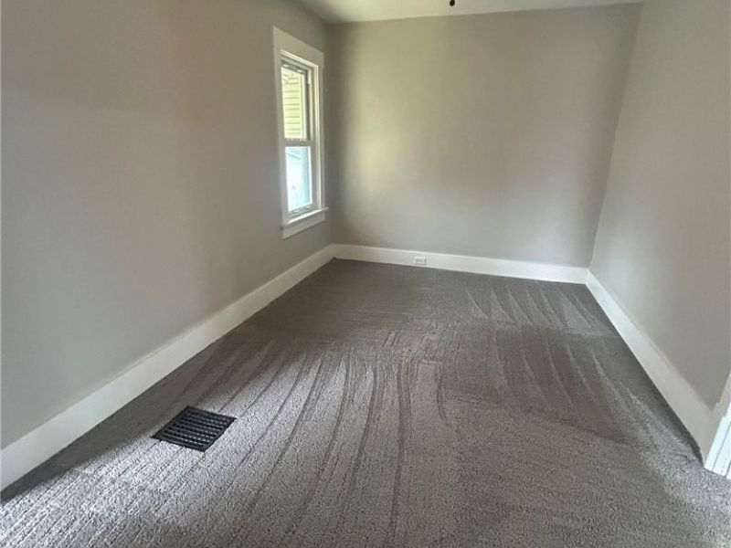 210 Madison Street, Ravenna, OH 44266 Photo 11