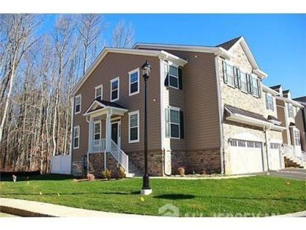 204 Downey Lane, Monmouth Junction, NJ 08852