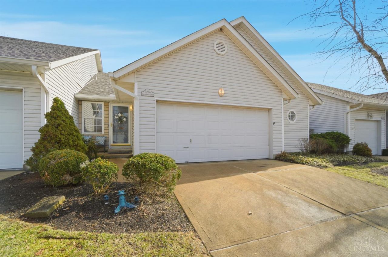 9286 Westchester Park Court, West Chester, OH 45069 Main Photo