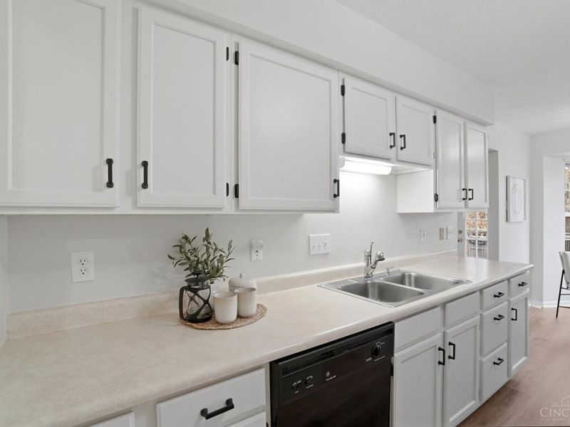 9286 Westchester Park Court, West Chester, OH 45069 Photo 14