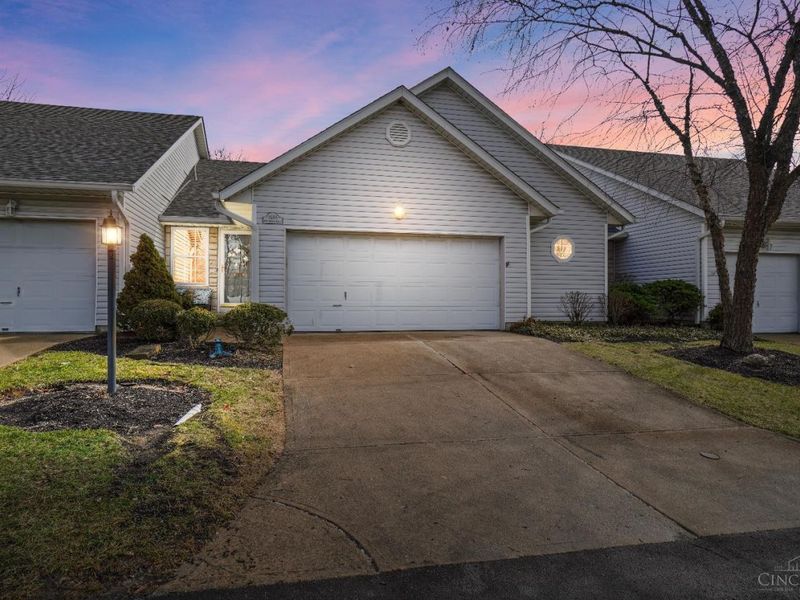 9286 Westchester Park Court, West Chester, OH 45069 Photo 2