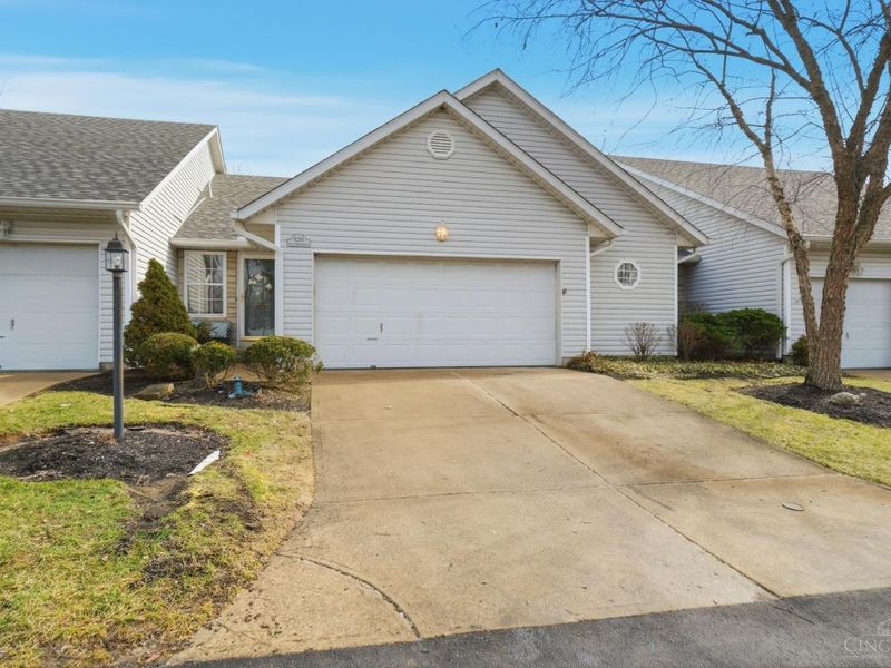 9286 Westchester Park Court, West Chester, OH 45069 Photo 3