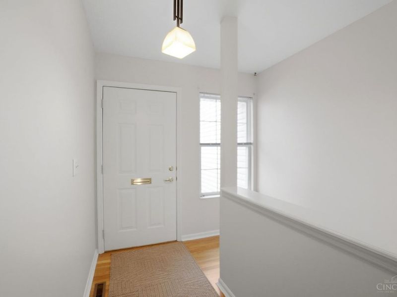 9286 Westchester Park Court, West Chester, OH 45069 Photo 6