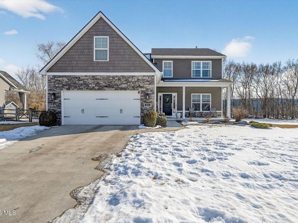 164 Hidden Village Lane, Holland, OH 43528