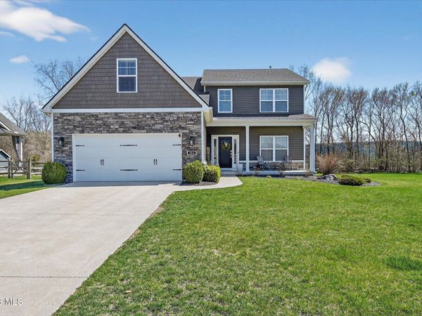 164 Hidden Village Lane, Holland, OH 43528