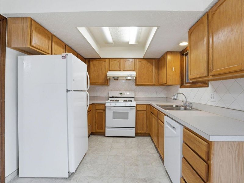 5348 Shannon Lane, Unit 68, Columbus, OH 43235 Photo 10