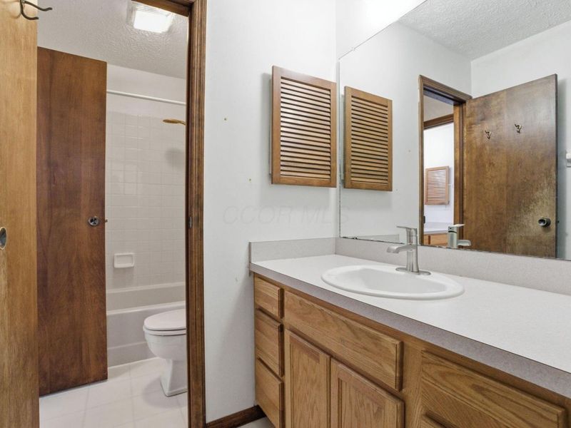 5348 Shannon Lane, Unit 68, Columbus, OH 43235 Photo 25