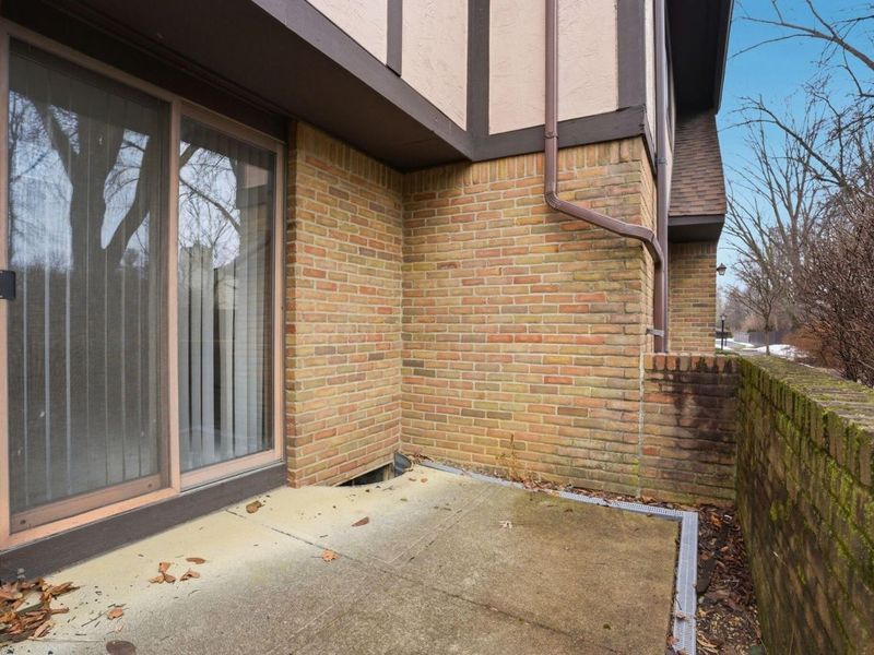 5348 Shannon Lane, Unit 68, Columbus, OH 43235 Photo 3
