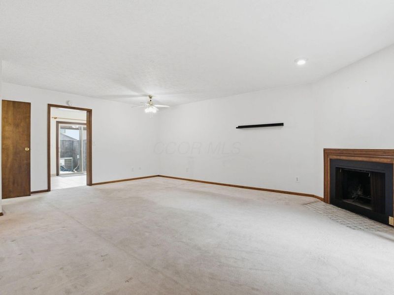 5348 Shannon Lane, Unit 68, Columbus, OH 43235 Photo 9