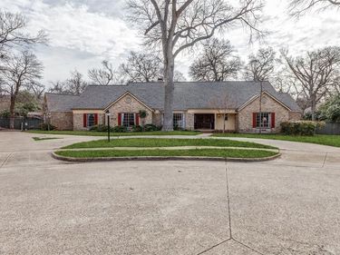 1005 Forest Grove Drive, Dallas, TX 75218