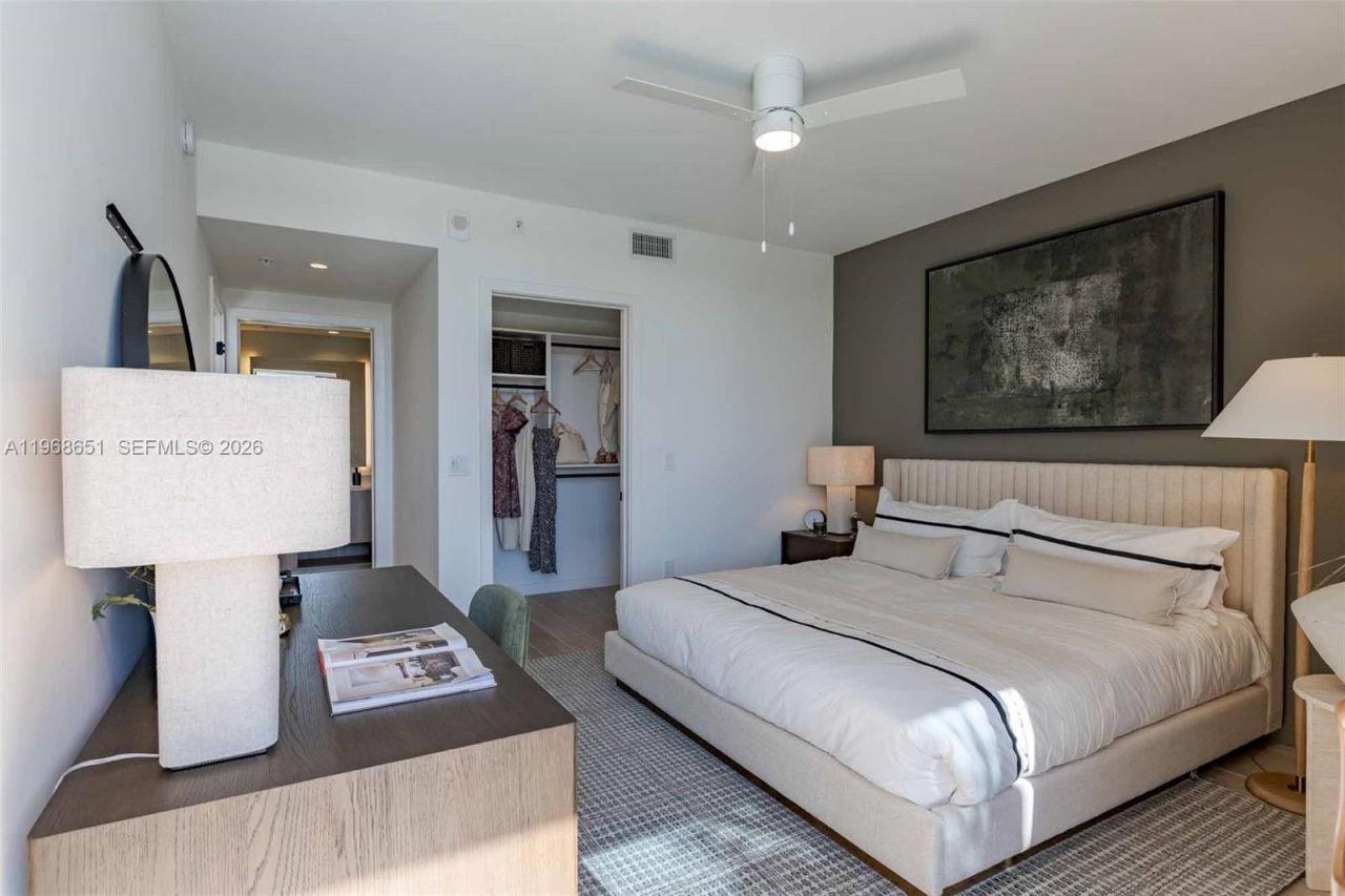 3900 Alton Road, Unit 205, Miami Beach, FL 33140 Photo